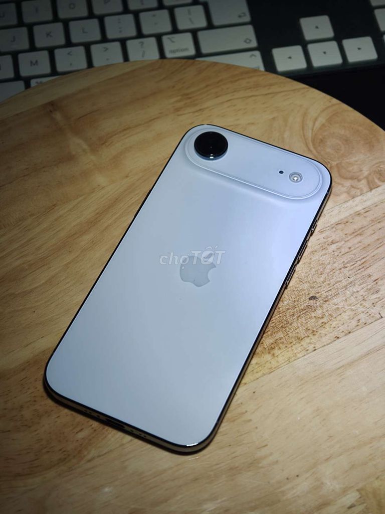 iPhone Air 256GB Xanh TGDD. Mua bán Điện thoại tại Quận 10 Tp Hồ Chí Minh được đăng bởi Nguyễn Minh hình 1