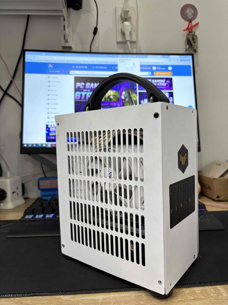 Case PC MINI NHỎ GỌN R5 2600 + RX 470 4GB. Mua bán Máy tính để bàn tại Thành phố Thuận An Bình Dương được đăng bởi Nhân Trần hình 1
