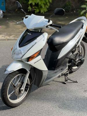 🌈Xe Honda Click 2010 màu trắng đen mới  len ken 95. Mua bán Xe máy tại Thành phố Thủ Đức Tp Hồ Chí Minh được đăng bởi Nguyễn Thanh Bình