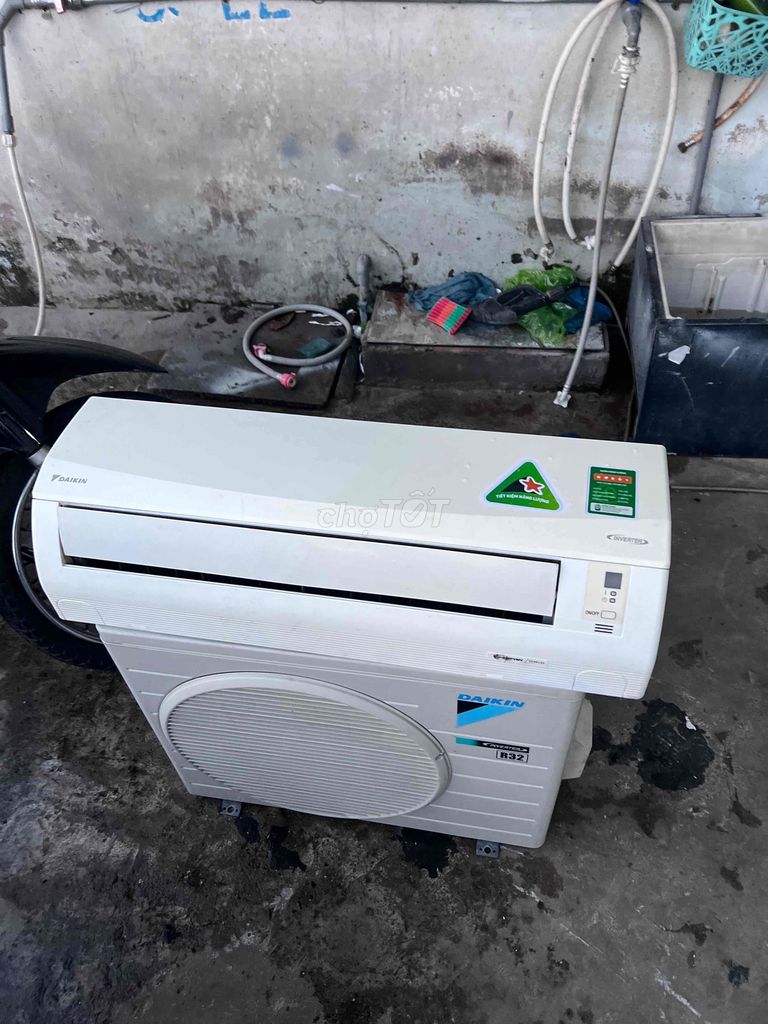 Thanh lý máy lạnh Daikin 1hp inverter Thái Lan