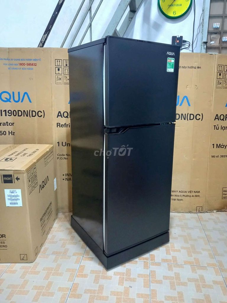 Tủ lạnh Aqua F159P5 2ngăn, ko đóng tuyết, đời mới.