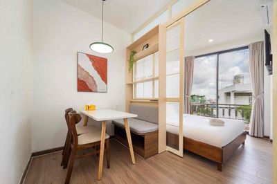 Căn hộ 1PN full nội thất, ban công thoáng Trần Hưng Đạo quận 5