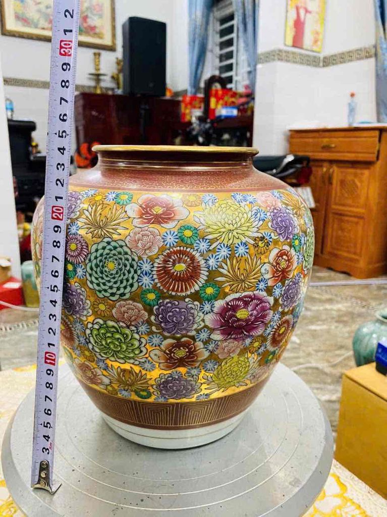 Bình gốm Kutani thủ công. Mua bán Đồ sưu tầm, đồ cổ tại Huyện Chương Mỹ Hà Nội được đăng bởi ĐỘC VÀ ĐẸP hình 1