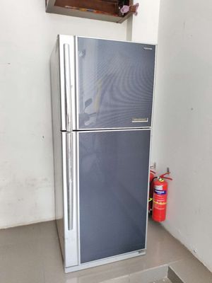 Tủ lạnh toshiba 355L chưa  từng sửa chữa.