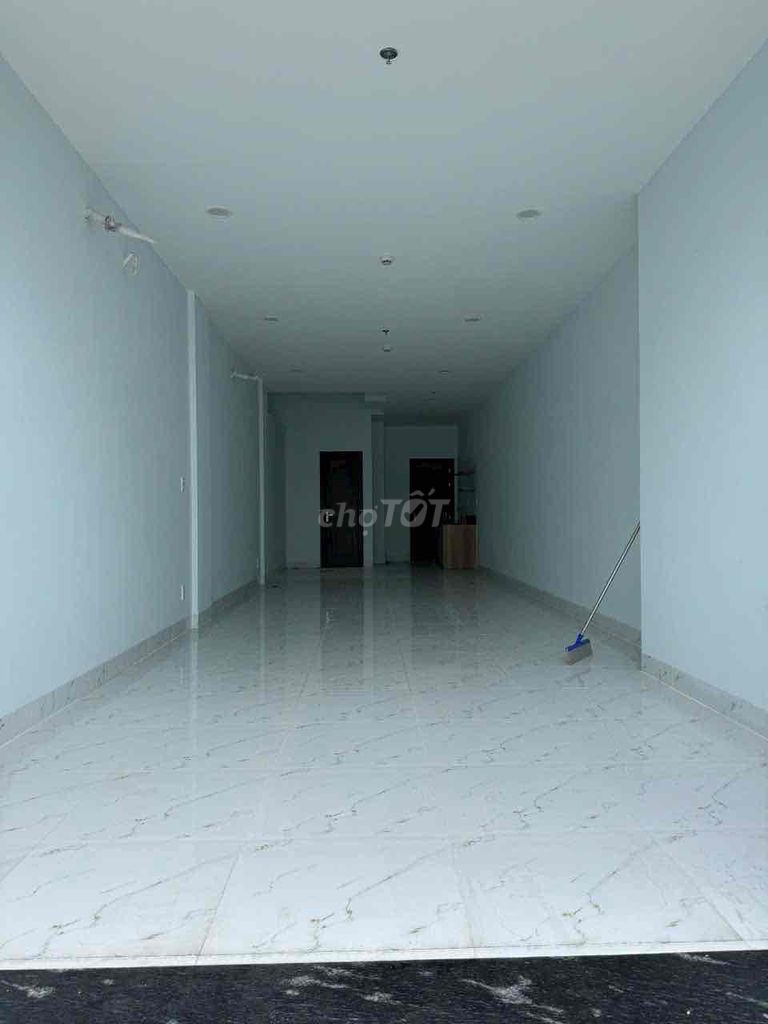 ✅ Cho Thuê MBKD Đa Ngành_4x15m2_Có Sân Lớn_Nguyễn Xí_Bình Thạnh