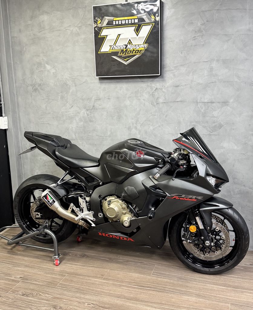 Cần bán Honda CBR1000RR 2017 Fireblade xe đẹp. Mua bán Xe máy tại Thành phố Thủ Đức Tp Hồ Chí Minh được đăng bởi Thành nguyễn hình 4