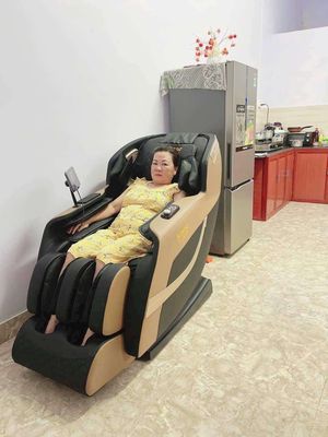 Cần bán ghế massage 5D cao cấp