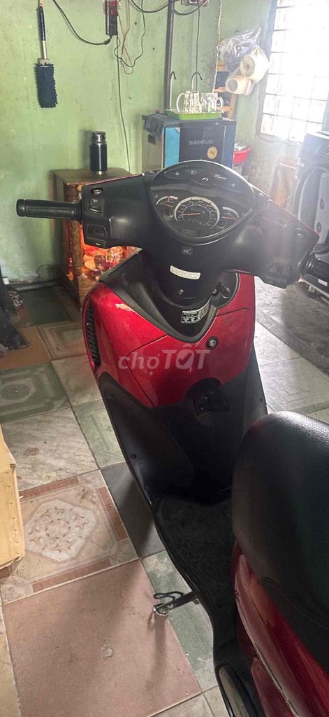 Bán xe Sh ý giá rẻ bèo nhèo. Mua bán Xe máy tại Quận Thanh Khê Đà Nẵng được đăng bởi ROSE hình 1