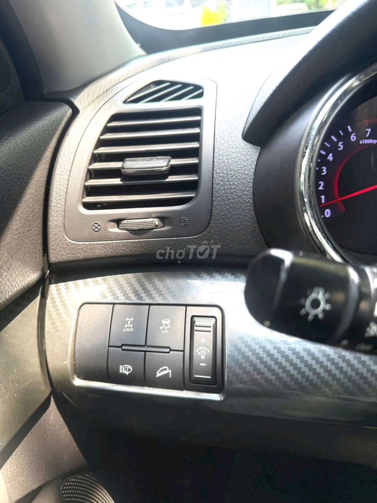 2013 GAT 4WD 2.4 - 138000 km. Mua bán Ô tô tại Quận 5 Tp Hồ Chí Minh được đăng bởi Triệu Phú  hình 15