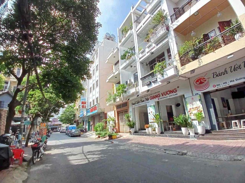 BIỆT THỰ ĐƯỜNG HOA MAI -PHAN XÍCH LONG 8x18m, 4TẦNG 70 TRIỆU