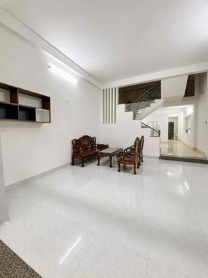 Аренда · 3 комн. · 100 м² · Quận Cẩm Lệ, ул. Đường Nguyễn Đức Thiệu