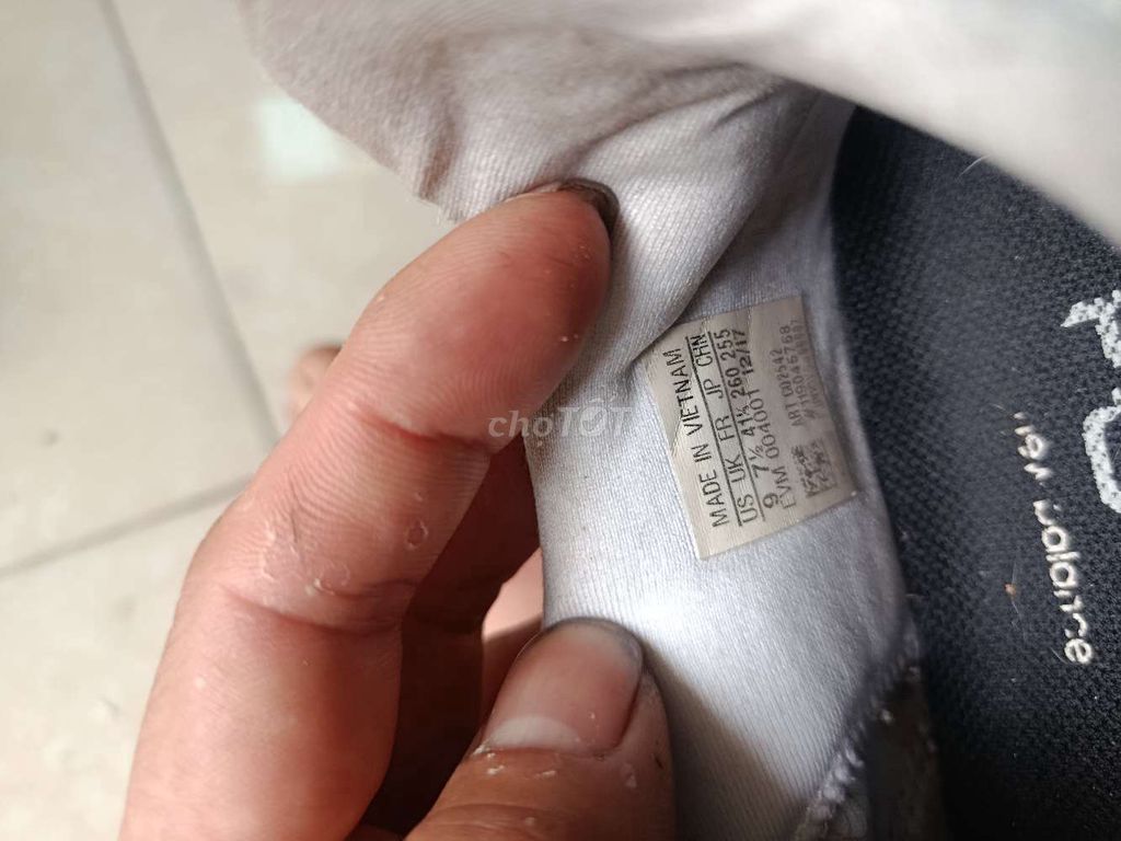 Giày thể thao Adidas Unisex Trắng xám. Mua bán Giày dép tại Huyện Quỳnh Phụ Thái Bình được đăng bởi Blusky1987 hình 1