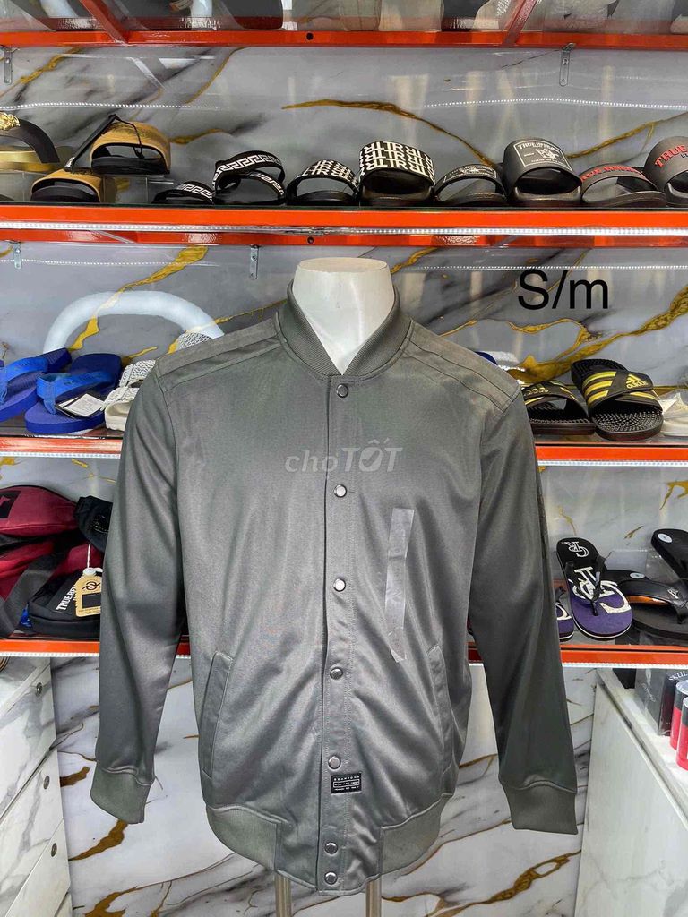 Áo khoác Sean John Nam Xám S/M. Mua bán Quần áo tại Huyện Bảo Lạc Cao Bằng được đăng bởi Lâm thiên đường hàng hiệu hình 1