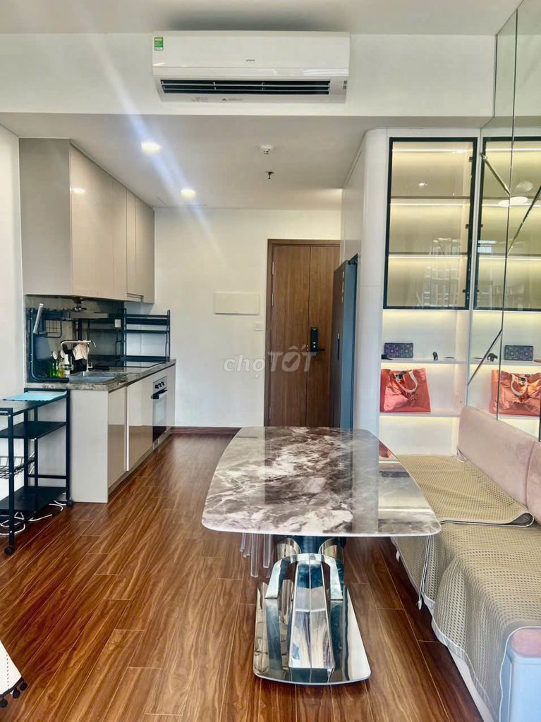 Аренда квартиры 3 спальни Masteri Waterfront, Ocean Park
