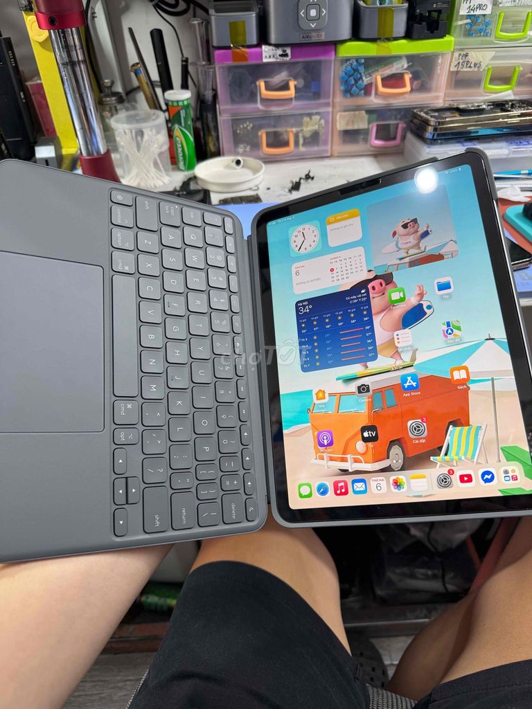 Apple iPad Air 4 64GB Bạc. Mua bán Máy tính bảng tại Quận 3 Tp Hồ Chí Minh được đăng bởi Hoài Thanh hình 1