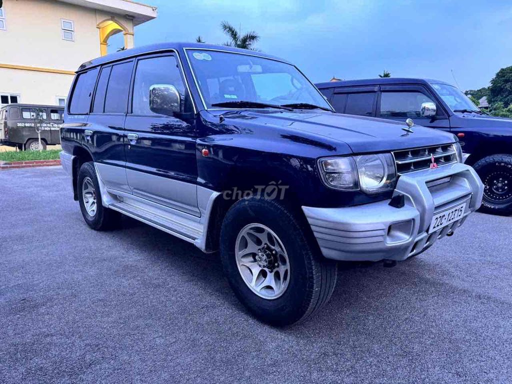 Mitsubishi Pajero 20*** km. Mua bán Ô tô tại Thành phố Tuyên Quang Tuyên Quang được đăng bởi Lan Hương Vũ hình 2