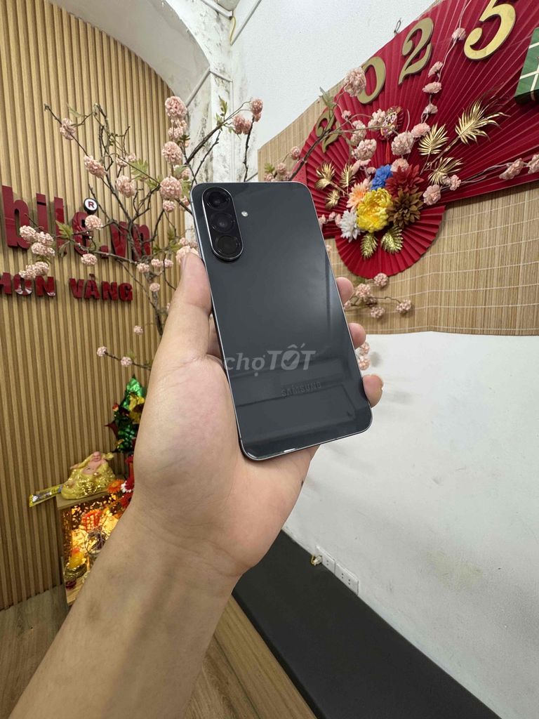 Samsung Galaxy A56 5G 8GB/128GB Đen Mới. Mua bán Điện thoại tại Quận Đống Đa Hà Nội được đăng bởi Nguyễn Đức  hình 1