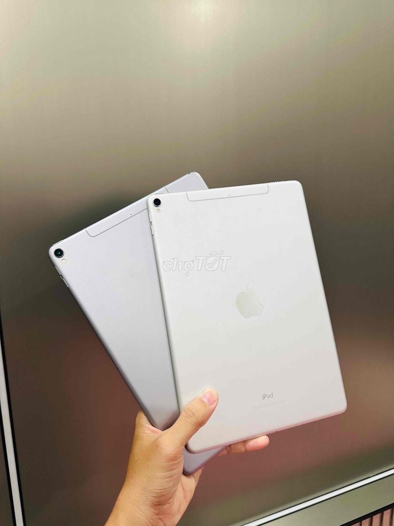 iPad Pro 10.5 inch 64G Wifi + 4G màn 120hz. Mua bán Máy tính bảng tại Quận Thanh Khê Đà Nẵng được đăng bởi New Phone hình 1