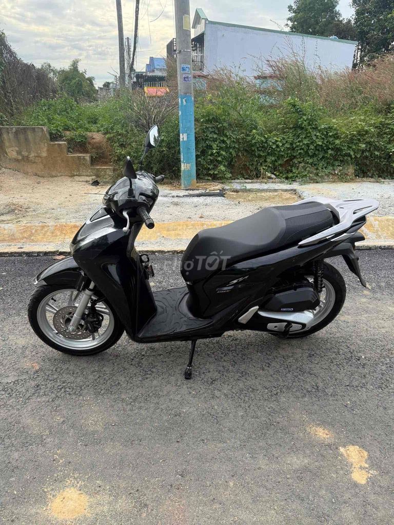 Cửa hàng cầm đồ thanh lý Sh hồ sơ sẵn. Mua bán Xe máy tại Thành phố Thuận An Bình Dương được đăng bởi Võ Tiến Đạt hình 2