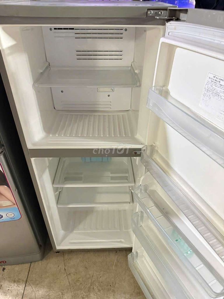 Tủ lạnh Toshiba 175 lít Xám. Mua bán Tủ lạnh tại Quận 7 Tp Hồ Chí Minh được đăng bởi Điện Lạnh Giá Tốt hình 1