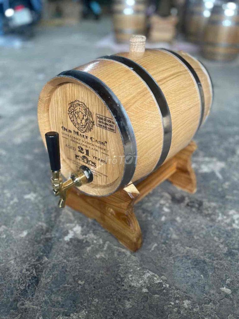 Thùng gỗ Old Malt Cask Nâu 21 năm. Mua bán Đồ sưu tầm, đồ cổ tại Quận Ngũ Hành Sơn Đà Nẵng được đăng bởi Hoa Nguyen hình 1