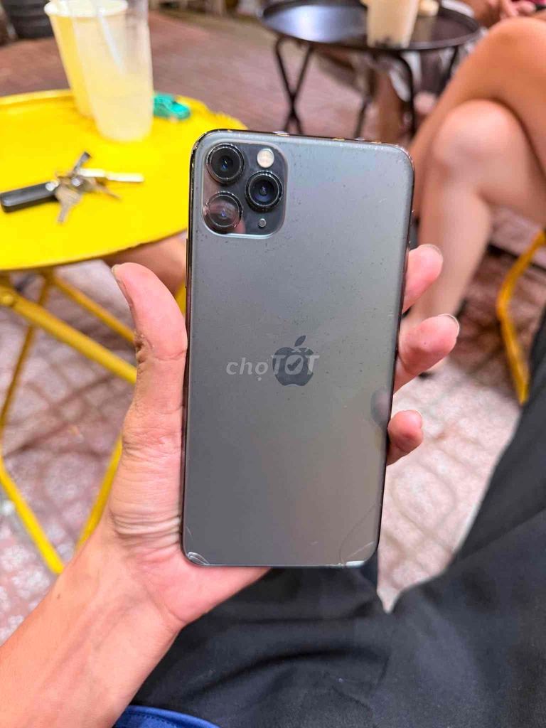 Apple iPhone 11 Pro Max 64GB Xám Nguyên zin. Mua bán Điện thoại tại Thị xã Cai Lậy Tiền Giang được đăng bởi Minh Anh hình 1