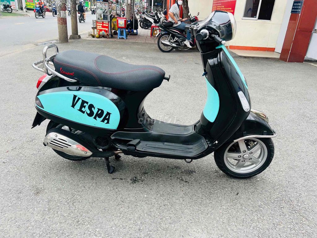 PIAGGIO VESPA LX 125cc . Đk 2010 - HỖ TRỢ GÓP. Mua bán Xe máy tại Quận Gò Vấp Tp Hồ Chí Minh được đăng bởi CẦM ĐỒ NĂM LINH hình 4