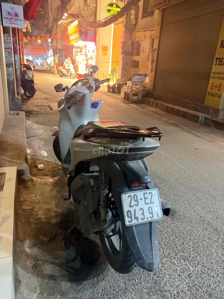 bán nhanh đổi sh 2025. Mua bán Xe máy tại Quận Đống Đa Hà Nội được đăng bởi Truong van quy hình 1