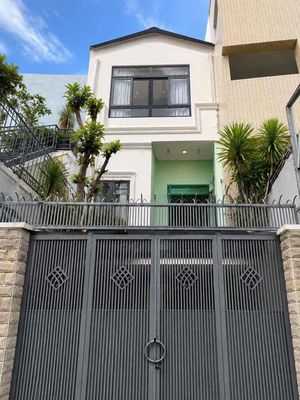Rent · 4 bd · 70 м² · Quận Phú Nhuận, ул. Đường Trần Hữu Trang