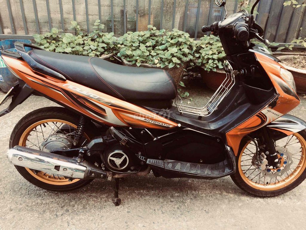 Yamaha Nouvo Biển số Sài Gòn Ít Hao Xăng. Mua bán Xe máy tại Quận Tân Bình Tp Hồ Chí Minh được đăng bởi Timmy hình 2