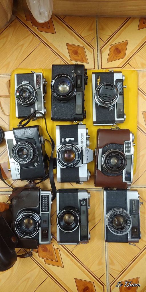 Combo máy ảnh phim, từ Nhật. Mua bán Máy ảnh, Máy quay tại Quận Phú Nhuận Tp Hồ Chí Minh được đăng bởi Le Khiem hình 1