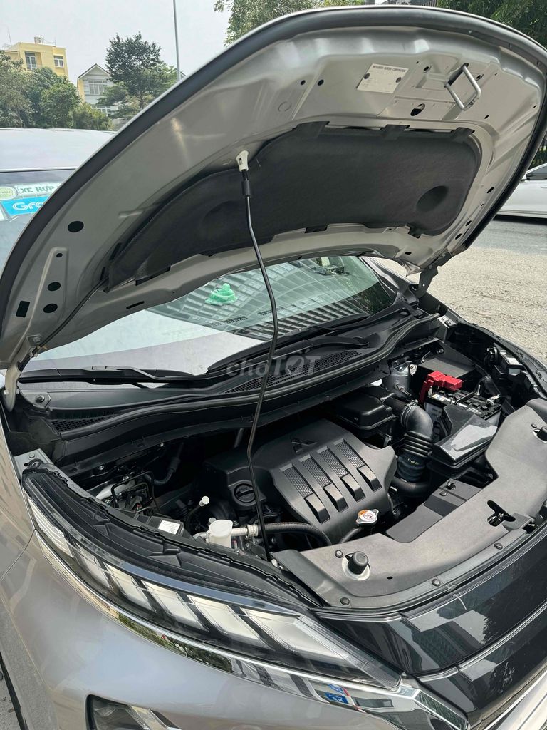 Mitsubishi Xpander 2023 AT Premium - 76000 km