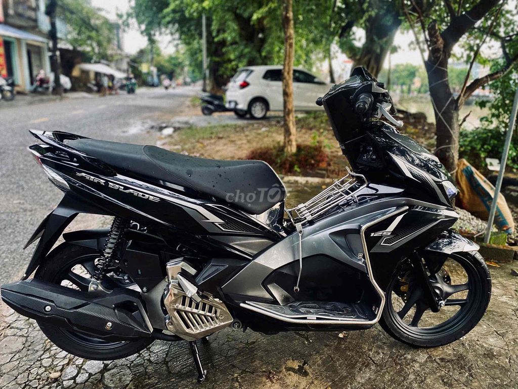 Bán Xe Air Blade Fi 2018. Còn mới cứng ,. Mua bán Xe máy tại Thành phố Huế Thừa Thiên Huế được đăng bởi Bi Nguyễn hình 7