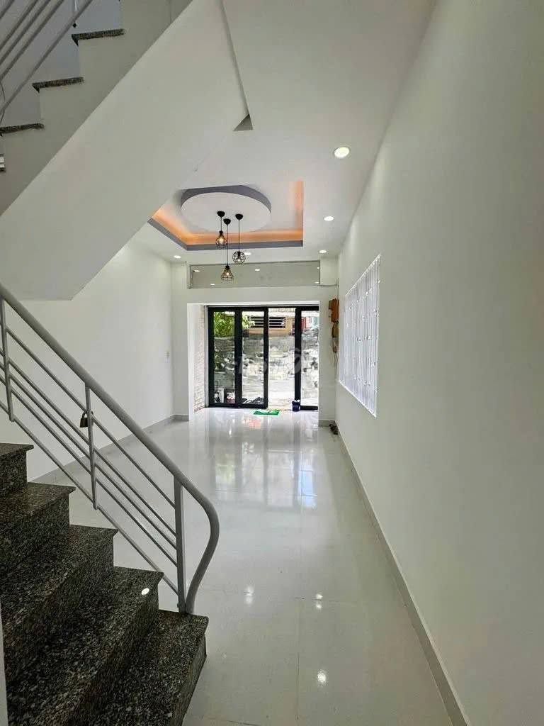 Новый дом_3BR _ 2 фасада аллеи Хунг Дао Чан в районе 1