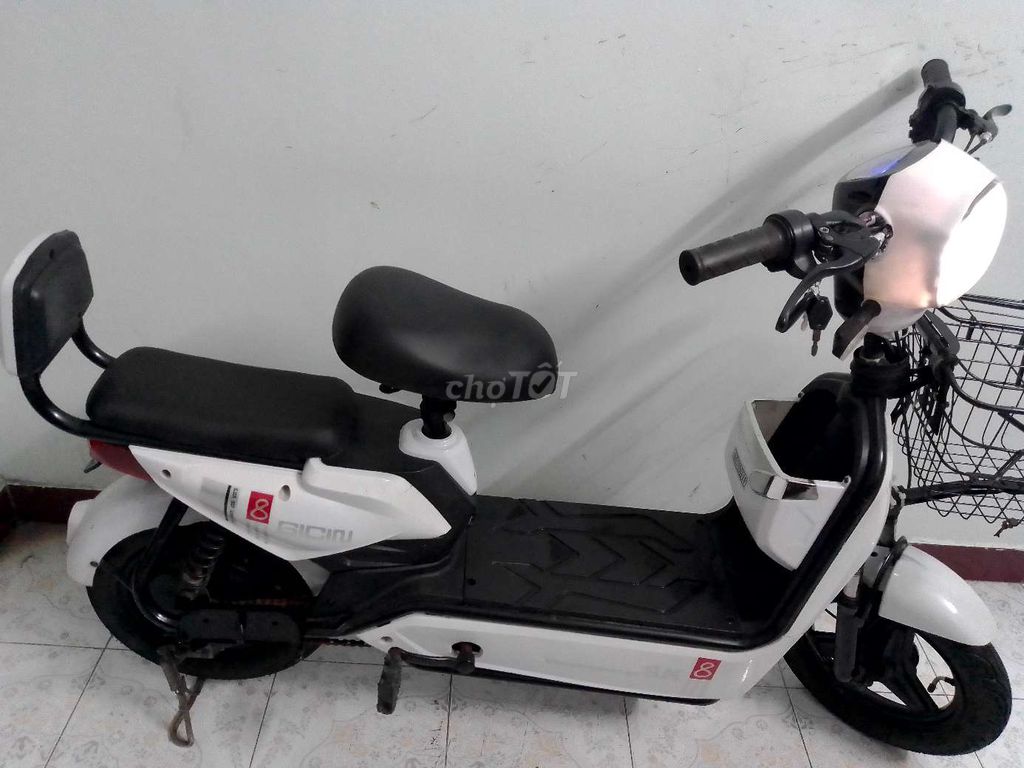 Bán xe đạp điện SK8 mới đẹp. Mua bán Xe điện tại Quận Hai Bà Trưng Hà Nội được đăng bởi Quan hình 2