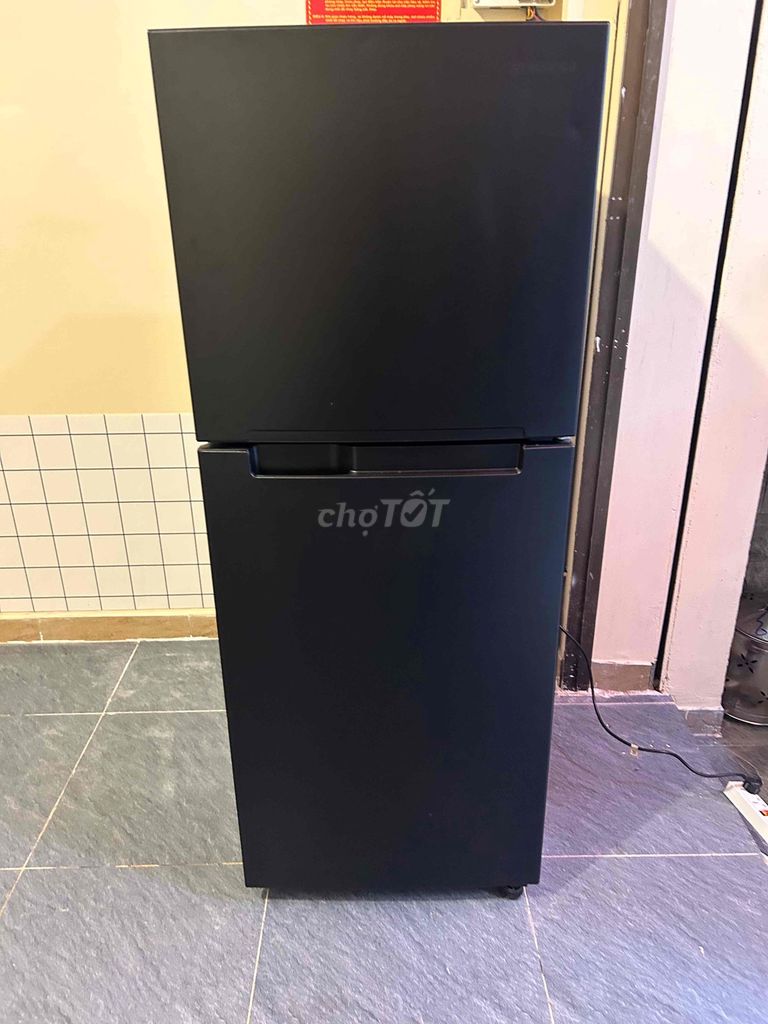 Tủ lạnh Samsung RT19M300BGS Đen. Mua bán Tủ lạnh tại Quận Gò Vấp Tp Hồ Chí Minh được đăng bởi Vương Trực hình 1