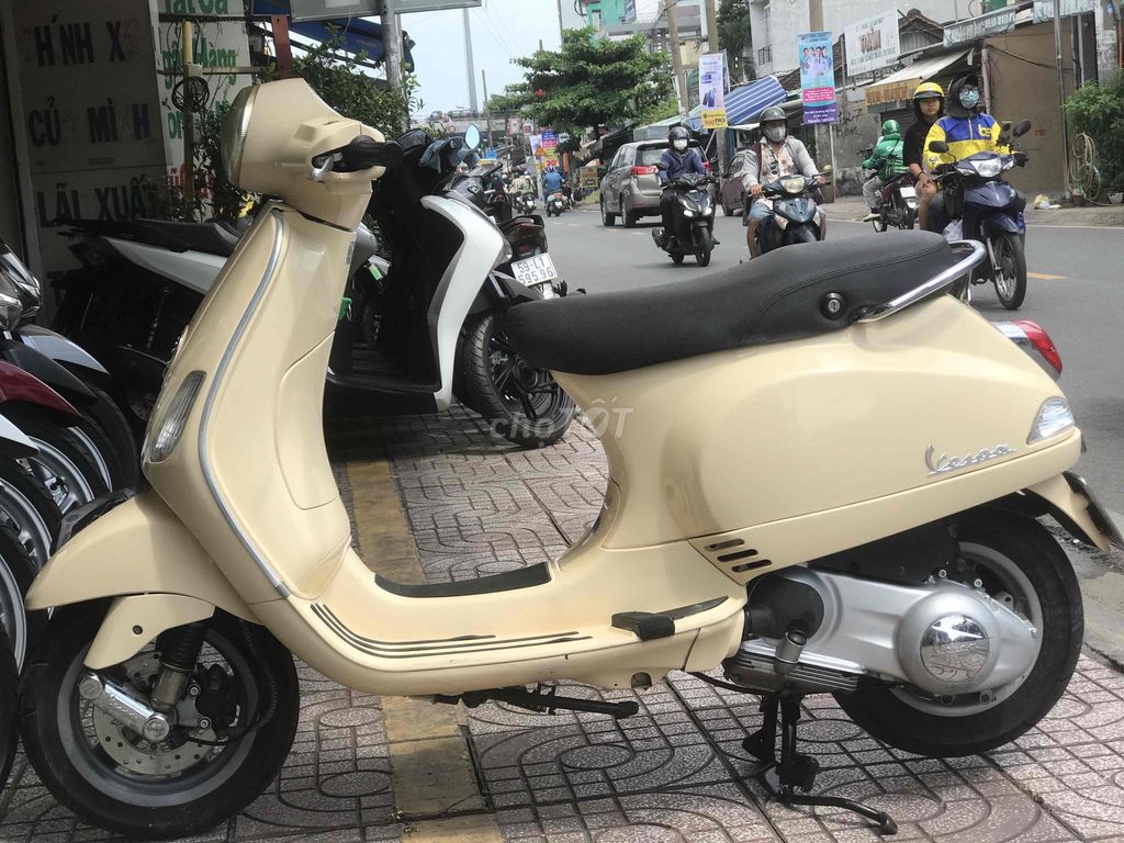 VESPA LX150ie 2012 BSTP - ST VÔ TƯ - GÓP ĐƯA 0đ. Mua bán Xe máy tại Quận 8 Tp Hồ Chí Minh được đăng bởi XE MÁY NGUYỄN MINH SƠN hình 5