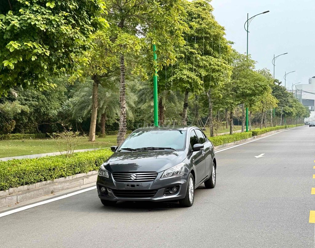 Suzuki Ciaz 2019 1.4 AT - 92000 km. Mua bán Ô tô tại Quận Long Biên Hà Nội được đăng bởi Thế Anh hình 2