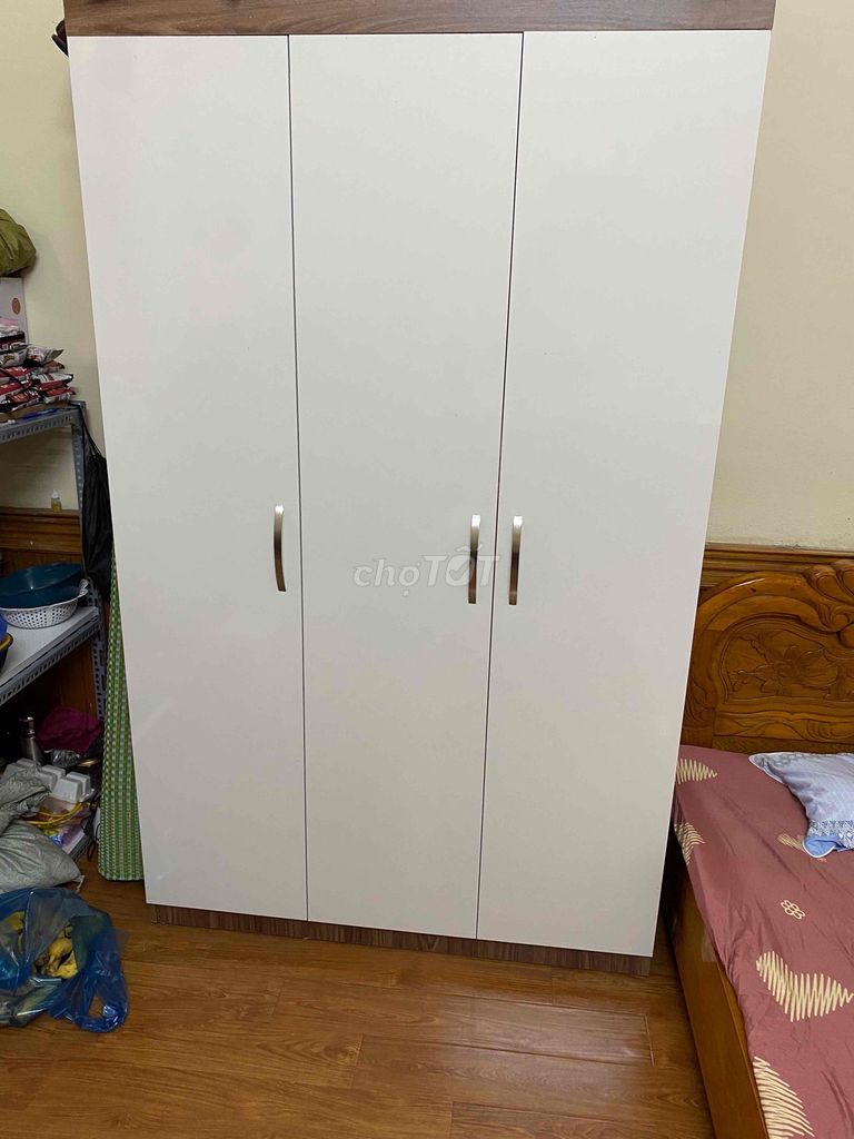 Tủ 1m2 * 2m gỗ MDF. Mua bán Tủ, kệ gia đình tại Quận Ba Đình Hà Nội được đăng bởi Nam Hải hình 1