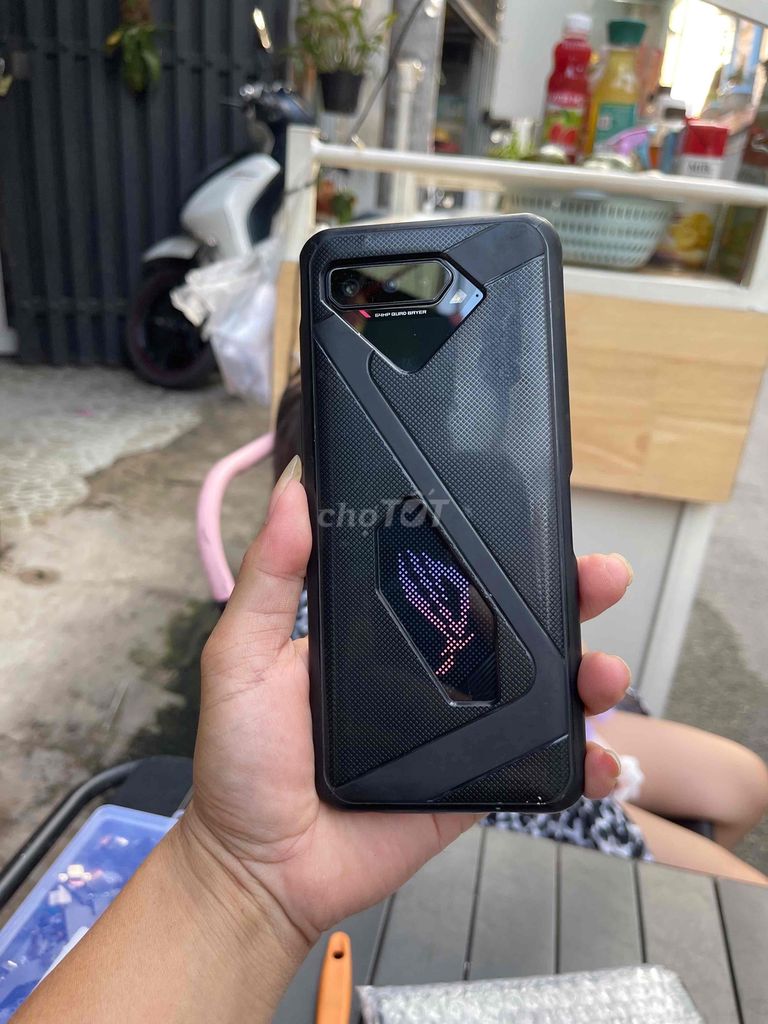 ROG Phone 5 12GB/128GB Đen. Mua bán Điện thoại tại Quận Gò Vấp Tp Hồ Chí Minh được đăng bởi Anh Tùng hình 1