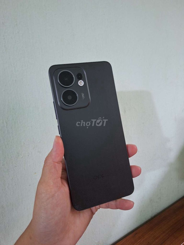 Oppo Reno 13F 5G Đen 256GB/12G màn Amoled. Mua bán Điện thoại tại Quận Hải Châu Đà Nẵng được đăng bởi hoa hình 1