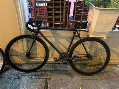 bán xe fixed gear cơ bản có phanh trước. Mua bán Xe đạp tại Thành phố Nha Trang Khánh Hòa được đăng bởi Minh Tú