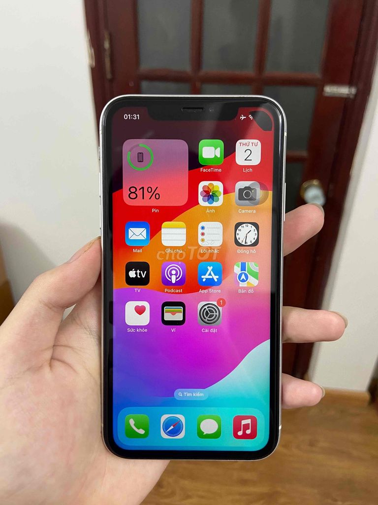 iphone xr trắng 64gb zin máy đẹp keng bị đốm ở góc