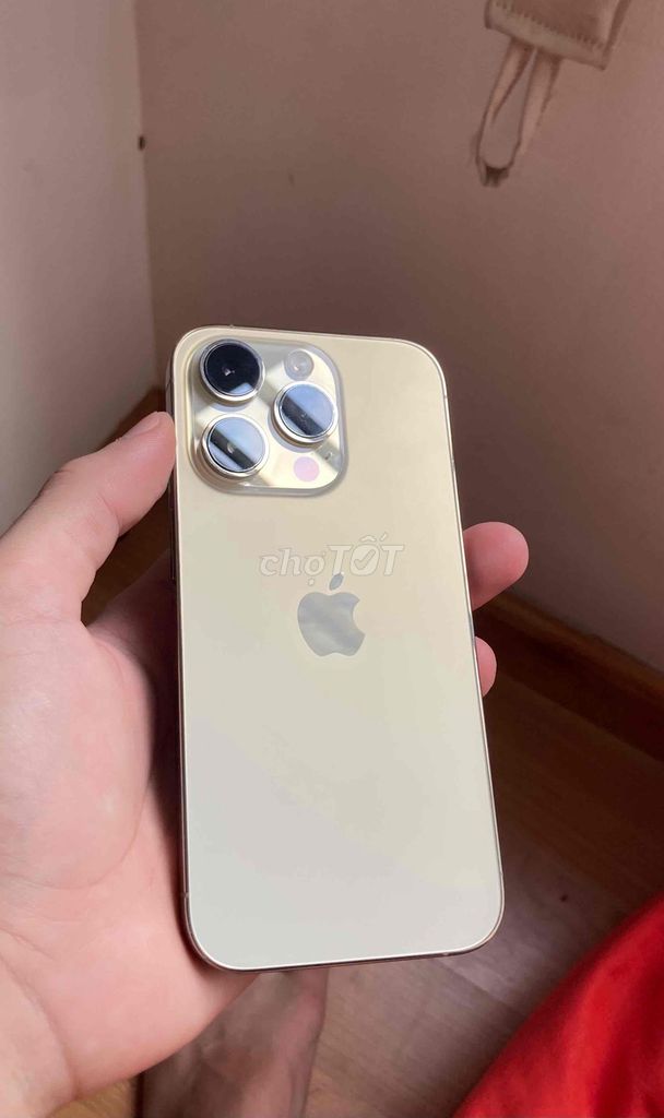Apple iPhone 14 Pro 128GB. Mua bán Điện thoại tại Quận 4 Tp Hồ Chí Minh được đăng bởi Nguyen Hieu hình 1