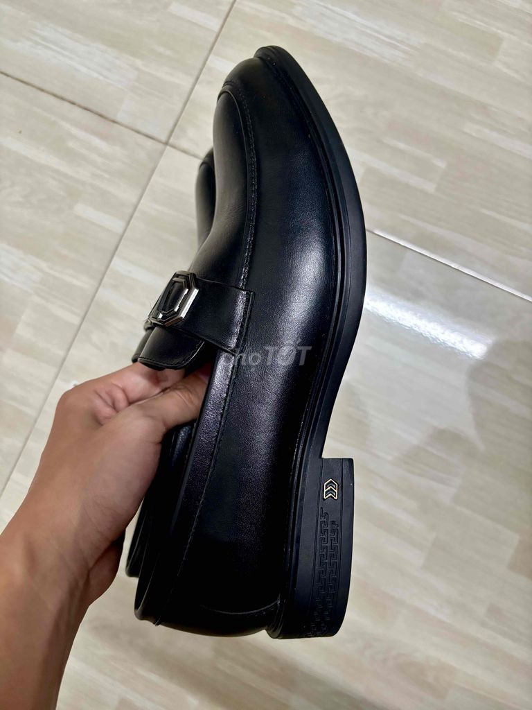 giày Loafers còn mới, bóng bẩy size 42