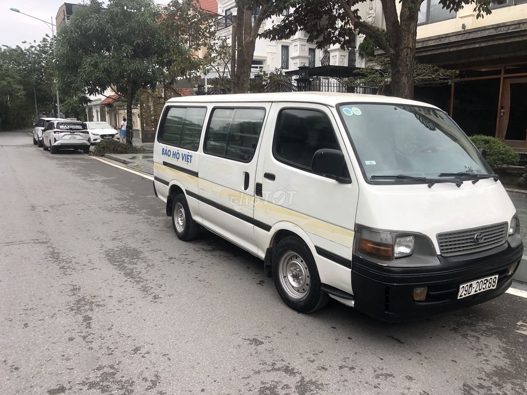 Toyota Hiace 2005  - 30000 km