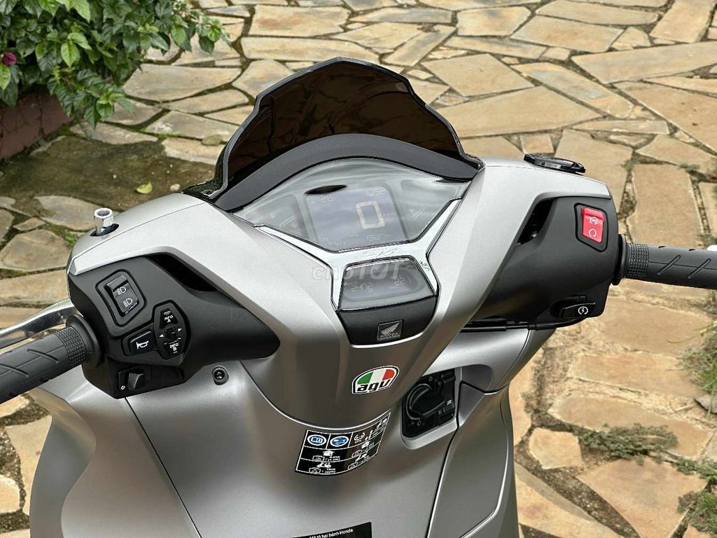 SH 350. Mua bán Xe máy tại Thành phố Đà Lạt Lâm Đồng được đăng bởi NTK hình 4