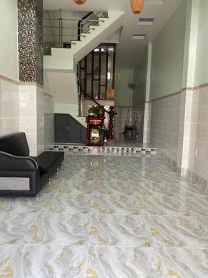 Аренда · 5 комн. · 46 м² · Quận 6, ул. Đường Phạm Văn Chí