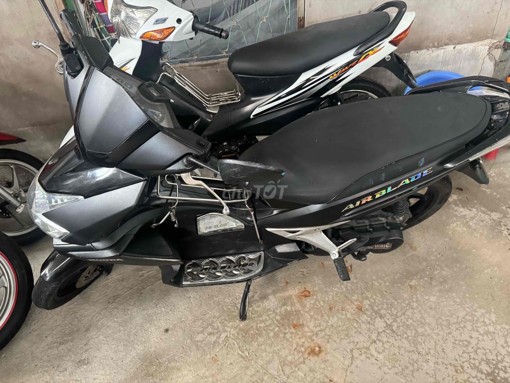 Honda. Mua bán Xe máy tại Quận Bình Thuỷ Cần Thơ được đăng bởi CỬA HÀNG XE MÁY VŨ Fi hình 2