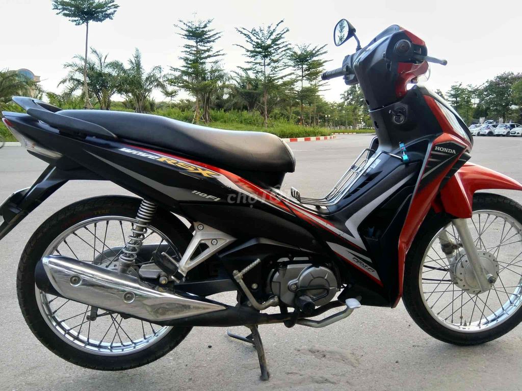 HONDA WAVE RSX Fi 2016 máy zin mới 92%. Mua bán Xe máy tại Quận Nam Từ Liêm Hà Nội được đăng bởi Hà Linh hình 6